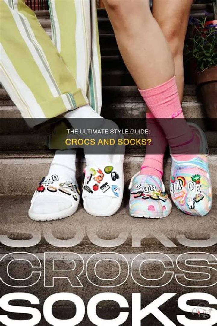 Are Crocs supposed to be worn with socks?