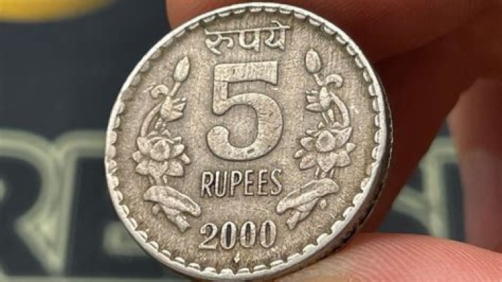 How do you get the 300 rupee wallet in Ocarina of Time?