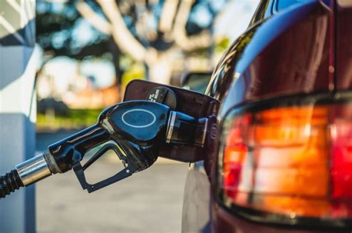 【How-to】Can you use premium gas in any car