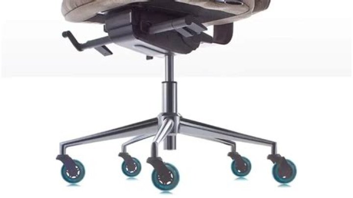 【How-to】How to Replace Office Chair Casters