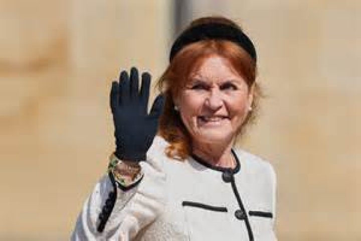 【How-to】Where does sarah ferguson live