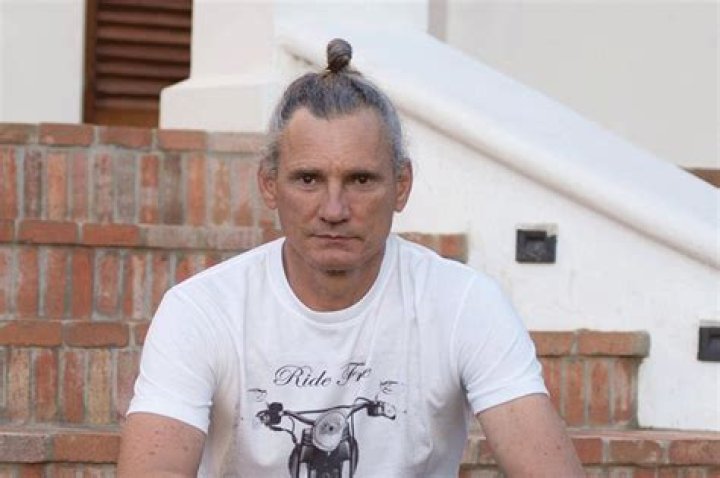 Who is the founder and CEO of Mxit?